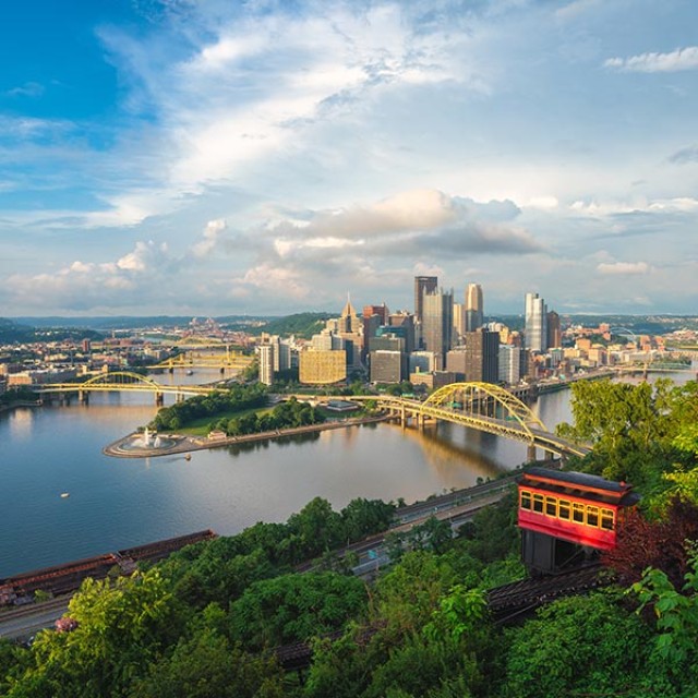 Skyline views of Pittsburgh, Pennsylvania, from the Duquesne Incline